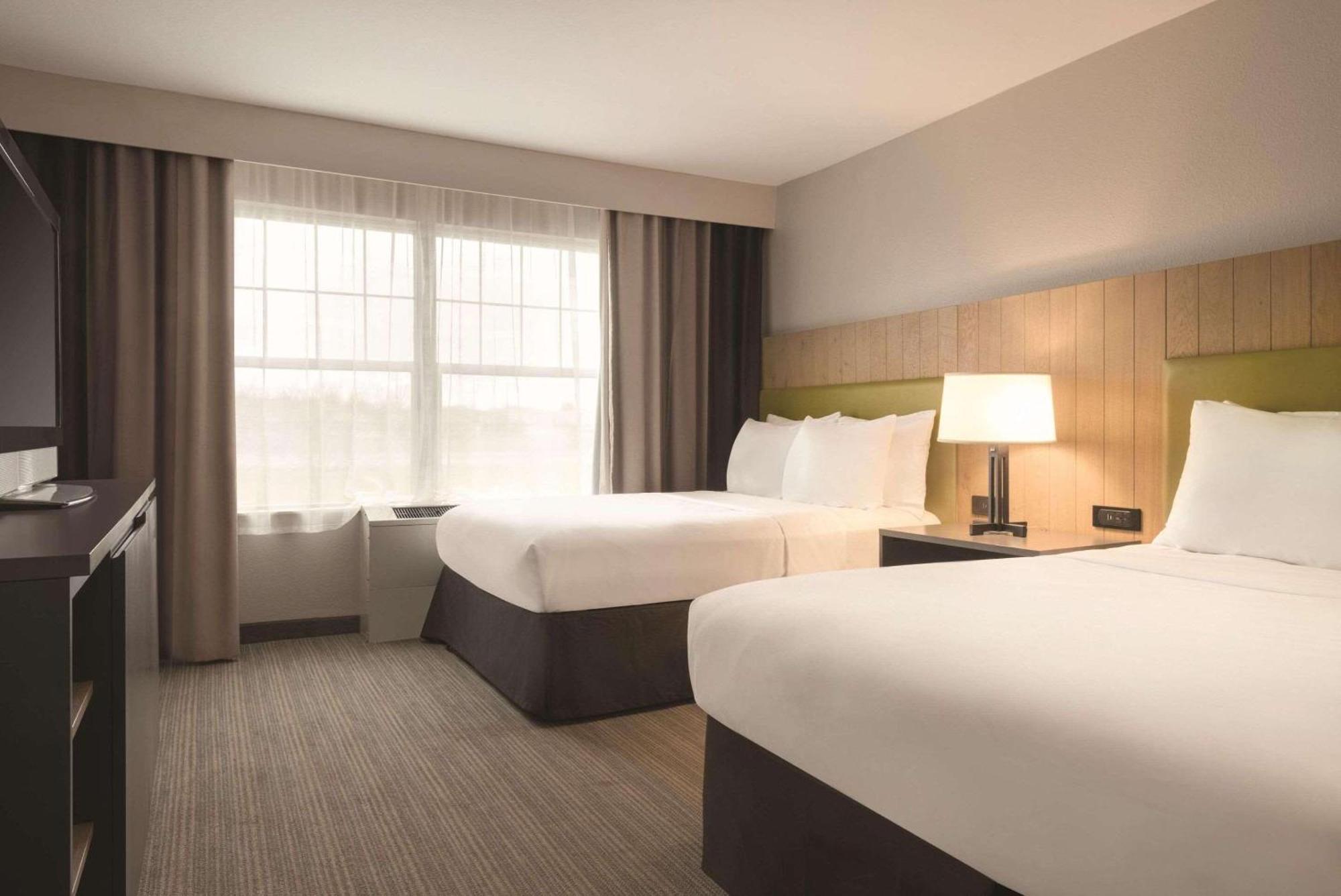 Country Inn & Suites By Radisson, Germantown, Wi Extérieur photo