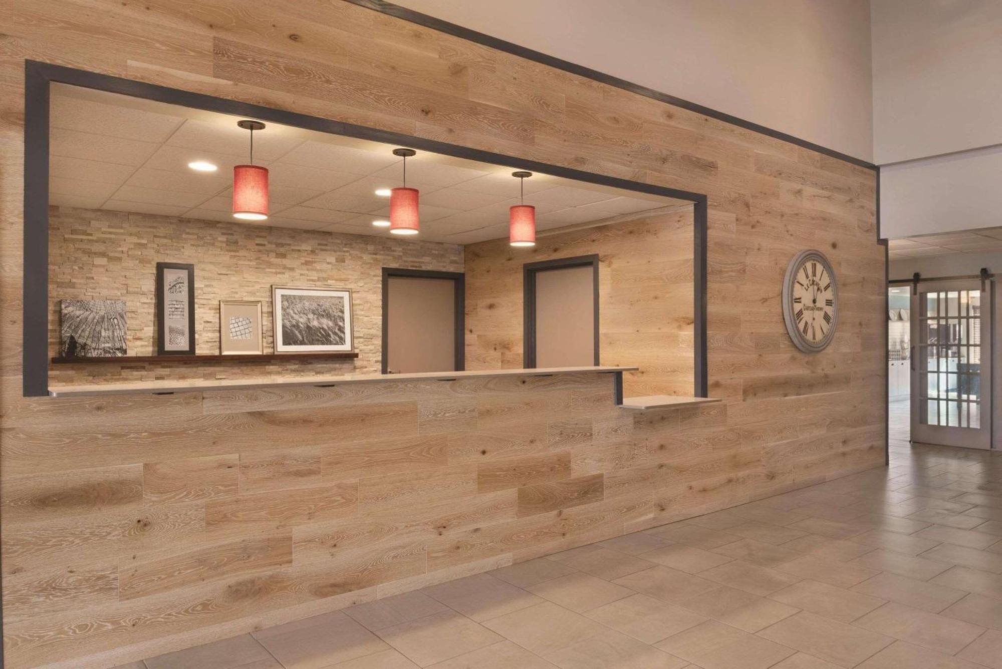 Country Inn & Suites By Radisson, Germantown, Wi Extérieur photo