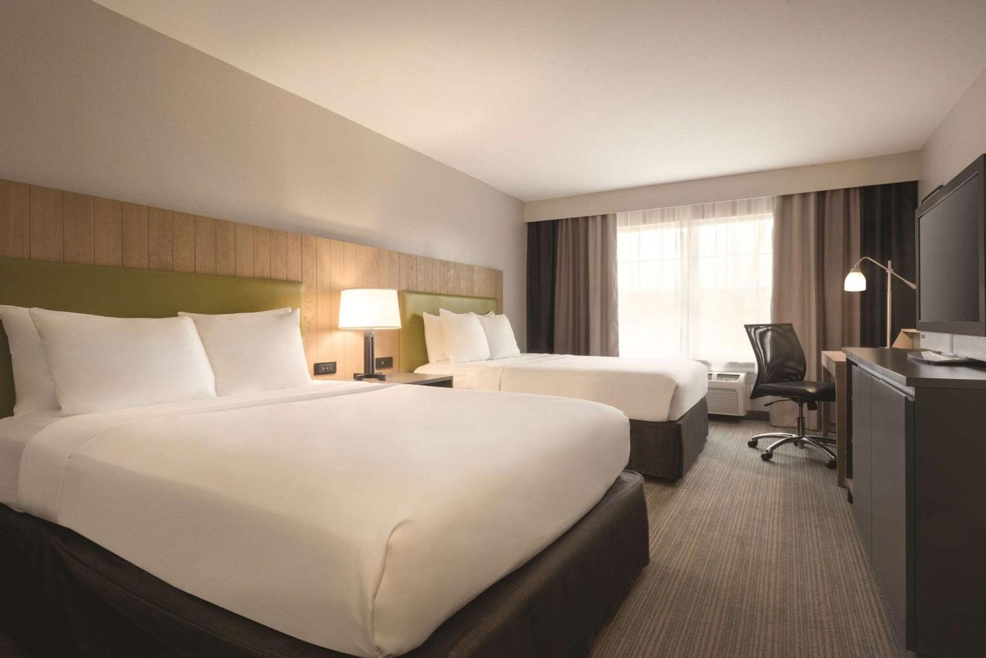 Country Inn & Suites By Radisson, Germantown, Wi Extérieur photo